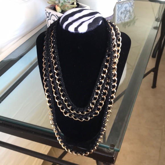 80’s vintage necklace, three strands of gold links w/ black yarn, classic 80’s‎ - Picture 1 of 5